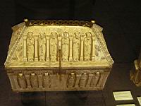 Chasse-reliquaire, ivoire, Cologne, v 1200 (Paris, musee de Cluny) (1)